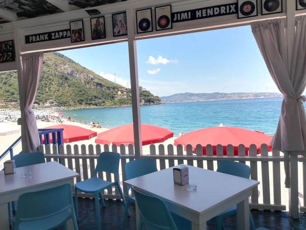B&B A Due Passi Dal Mare Scilla Exteriér fotografie
